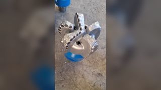 ดอกสว่าน PDC ขนาด 9 นิ้ว สำหรับการขึ้นรูปแบบแข็งปานกลาง