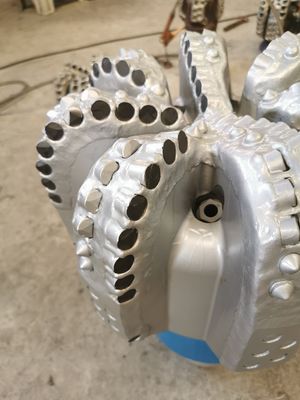 13.125 inch 7 Blade PDC Diamond API Rock Bits for Water Well Drilling