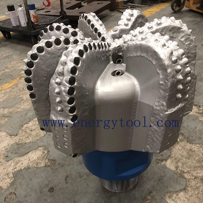 การแยกหิน 17-1/2 นิ้ว 7 ใบมีดเพชร PDC การเจาะ Bit ของร่างเหล็ก